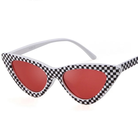 Einie London Accessories - Checkered Glasses Red Lenses Retro Trendy Eyewear